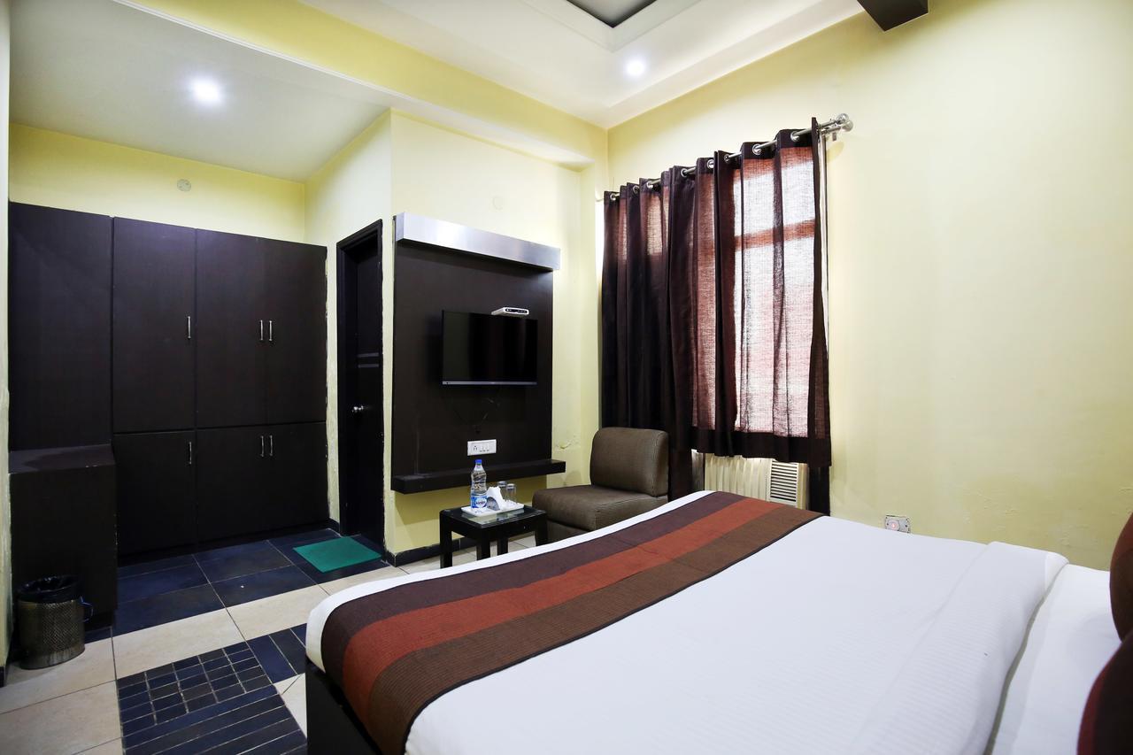 Hotel Mm Yellowuds Amritsar Dış mekan fotoğraf